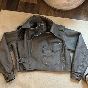 Gray Cropped Jacket with Pocket Detail